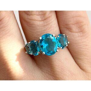Blue Topaz Semi-Precious Gemstone 925 Sterling Silver Vintage Ring - sz 6